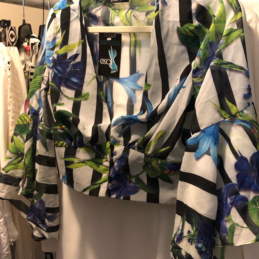 Chiffon Floral Print Crop Top